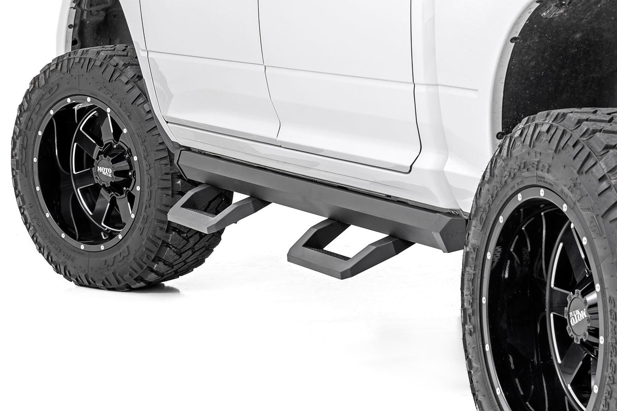 SR2 Adjustable Aluminum Steps Crew Cab 09-Up Ram 1500 10-18 2500 Rough Country