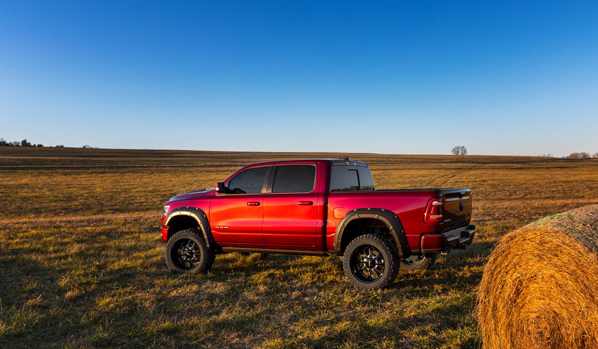 Defender Pocket Fender Flares Gloss Black Ram 1500 2WD/4WD (19-23) Rough Country